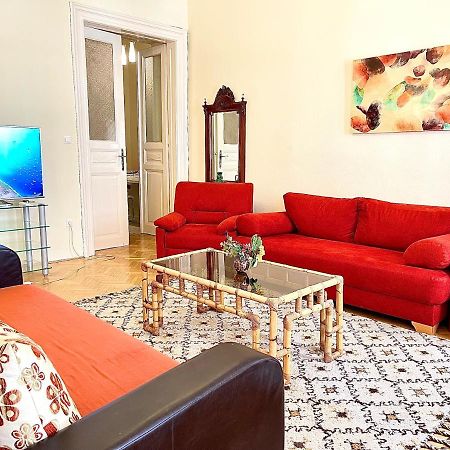 Isabelle Residency - Balcony & A.C Apartment Budapest Ngoại thất bức ảnh